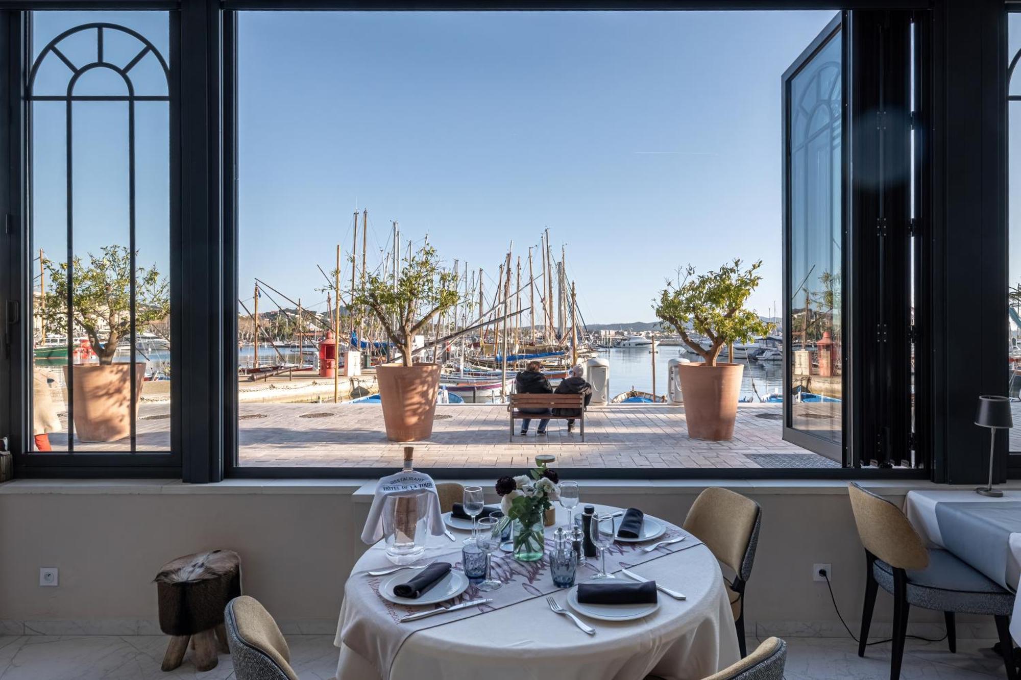 Hotel Restaurant De La Tour 2*